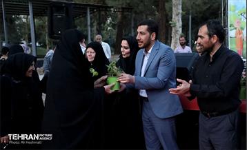 دورهمی یاد ایام سالمندان 2