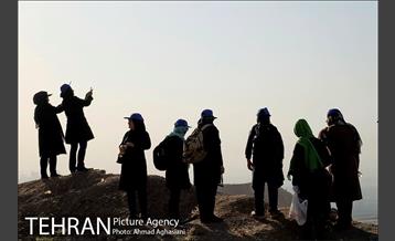 مراسم کوهپیمایی خانوادگی در کوه بی بی شهربانو 8