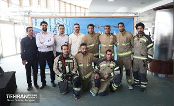 مسابقه پله‌نوردی آتش‌نشانان 1