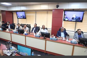 بازدید استاندار نجف اشرف از معاونت حمل و نقل و ترافیک 24