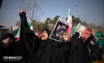تشییع پیکر شهدای حملات آمریکایی-صهیونیستی 33