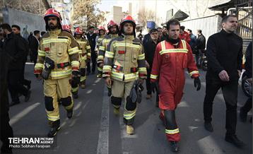 تشییع پیکر شهید آتش‌نشان «قریب رضا دارابی» 30