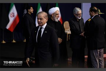 مراسم ادای احترام مقامات و هیئت‌های رسمی کشورهای مختلف به پیکر آقای شهید ایران 25