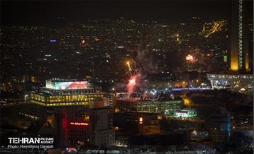 نورافشانی جشن پیروزی انقلاب اسلامی در برج میلاد 6