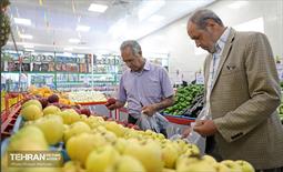 افتتاح بازار میوه و تره‌بار در منطقه 22 21