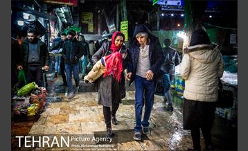 تهران یک شب مانده به یلدا 36