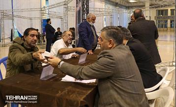 میز خدمت حراست شهرداری تهران در نماز جمعه 3