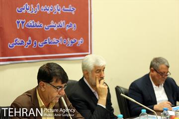 بازدید مهندس محسن هاشمی و دکتر شجاع پوریان از اماکن و پروژه های منطقه ۲۲ 4