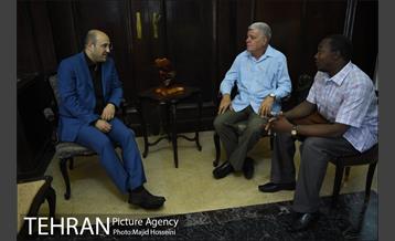 دیدار دکتر گیل آبادی با معاون بین الملل شهردار هاوانا 2