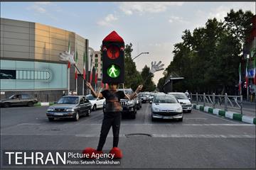 اجراهای خیابانی کمپین از خودمان شروع کنیم 13