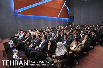 همایش مدیران جوان با حضور رئیس شورای شهر و سرپرست شهرداری تهران 24