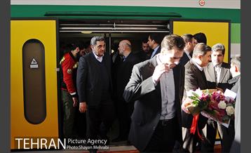 آیین بهره برداری از قطار برقی گلشهر به هشتگرد 3