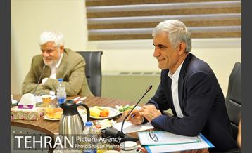 نشست مجمع امید با حضور شهردار تهران 5