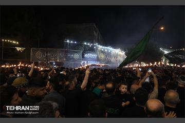 آیین مشعل‌گردانی در دولت آباد تهران 6