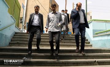 حضور رئیس کمیسیون شهرسازی شورای شهر تهران در منطقه ۱۷  11