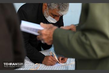 نمازگزاران جمعه پای «میز خدمت شهرداری تهران» 6