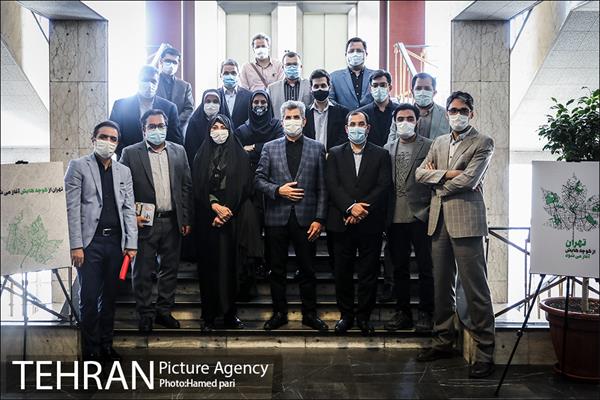 رونمایی از «روزنامه تصویری دروازه تهران» 21