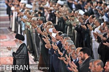 نماز عید فطر به امامت رهبر انقلاب 27