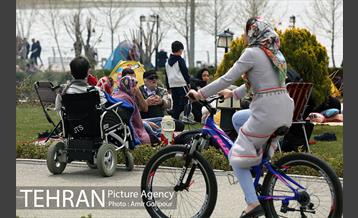 روز طبیعت در دریاچه شهدای خلیج فارس 30