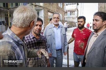 بازدید شهردار تهران از منطقه سیل زده امام زاده داوود(ع) 23