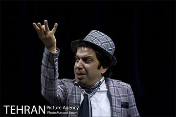اجرای نمایش کمدی "استشمامات" 1