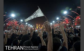 عزاداری عزاداران امام حسین (ع) در بین الحرمین 22