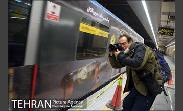 بازدید عکاسان خبری از ایستگاه مترو برج میلاد 24