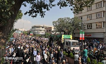 مراسم تشییع پیکر شهید سردار عباس نیلفروشان - ۱ 13