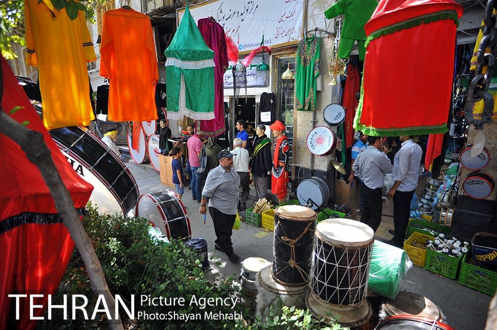 سیاهه فروشان بازارتهران در آستانه محرم 17