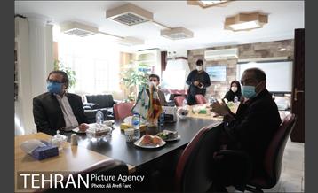 بازدید نماینده مجلس شوراى اسلامى از شرکت کنترل کیفیت هواى تهران 12