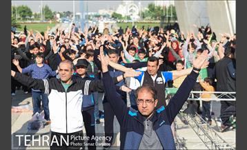 همایش زنگ تحرک و جشنواره بادبادک ها در میدان آزادی 6