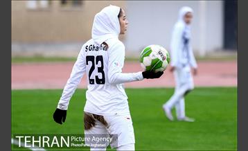 دیدار دو تیم فوتبال البرز و شهرداری بم 1