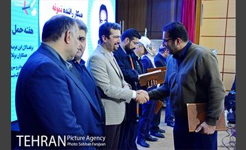 آیین تجلیل از رانندگان نمونه شرکت خودرو سرویس شهر 28