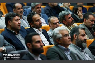 یکصد و بیست‌وسومین جلسه مجمع شهرداران کلان‌شهرهای ایران 32