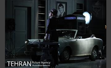 نمایش می سی سی پی نشسته می میرد‎ 12