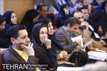 نشست شهر های زیست پذیر و تاب آور فراگیر برای همه در چهارمین جایزه خشت طلایی 9