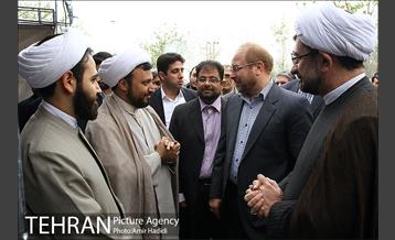 بازدید شهردار تهران از نمایشگاه نوروزی عطر یاس و مرکز اسکان نوروزی منطقه ۲۰ 14