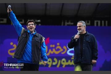 اجتماع «دختران آرمانی» - 1 38