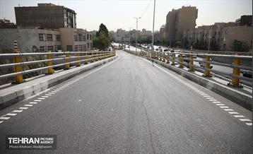 اینجا کارگاهه؛ پل تقاطع غیر همسطح در بزرگراه شهید باقری 28