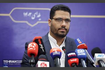 نشست صمیمانه مدیرعامل سازمان مدیریت میادین میوه و تره‌بار شهرداری تهران 3