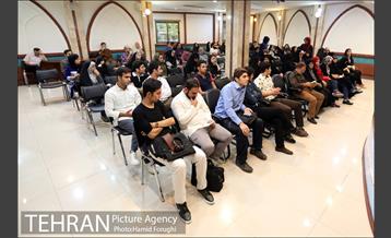 دومین حلقه ادبی پنجره در فرهنگسرای اندیشه 8