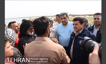 بازدید شهردار تهران از منطقه سیل زده پل سبحانیه دشت آزادگان 2