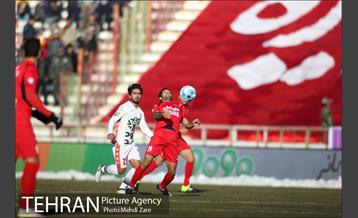 دیدار پدیده و پرسپولیس در لیگ برتر فوتبال 7
