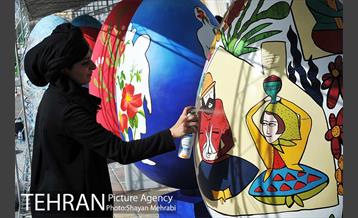 جشنواره تخم مرغ رنگی در میدان آزادی 2