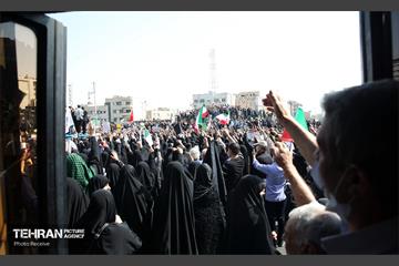 راهپیمایی نمازگزاران نماز جمعه تهران در اعتراض به حوادث اخیر