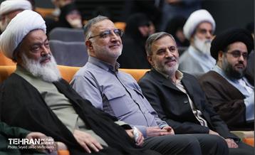 نشست فصلی ائمه جماعت و مدیران حوزه های علمیه منطقه 12 با مدیران شهری 10