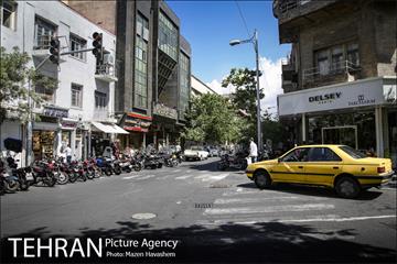 شهرنگار؛ خیابان منوچهری 6