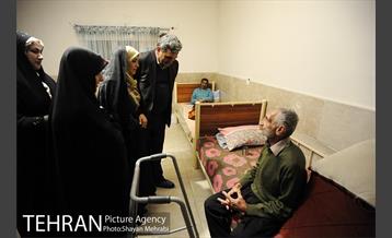 بازدید شهردار تهران از مرکز سالمندان بهشت امام رضا(ع) 28