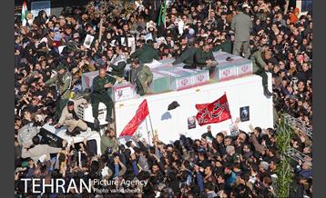 تشییع پیکر سپهبد قاسم سلیمانی و شهدای مقاومت در تهران  36