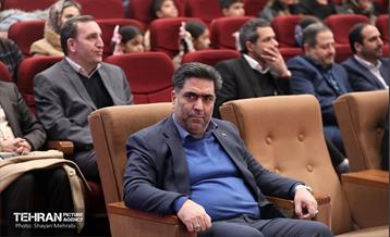 آیین تجلیل از همکاران شرکت خودرو سرویس شهر 48